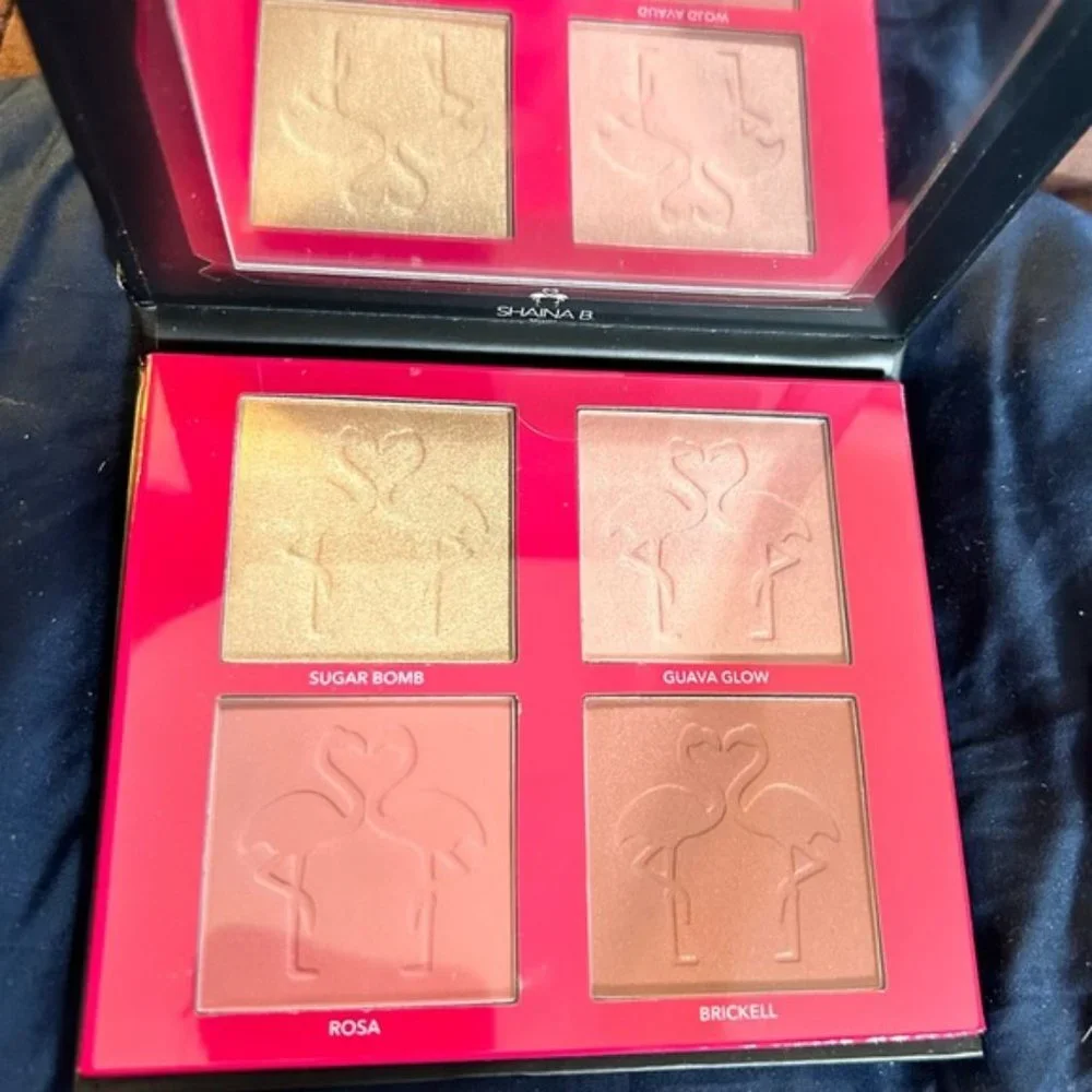 Shaina B. Miami Blush and Highlight Mini Palette- NIB